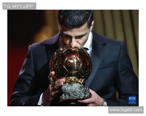 维尼修斯儒尼奥尔带领球队勇夺赛季关键胜利展现顶级球星风采